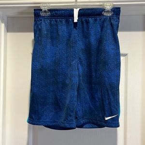 Youth XL Nike basketball shorts